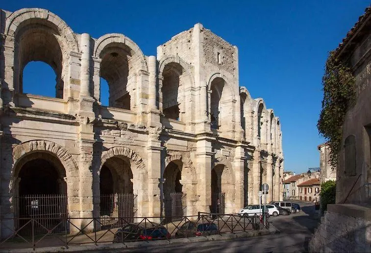 Superbe Appartement Avec Vue Arles France