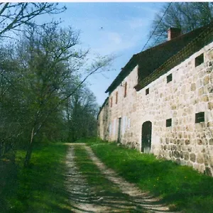 Ferme De La Belette Joyeuse Le Plo