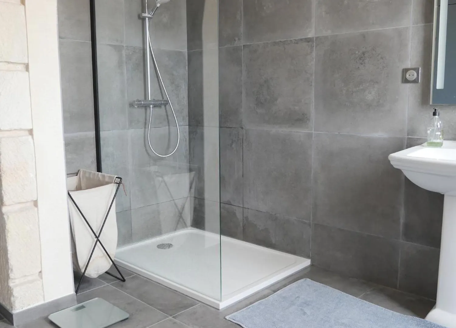 Superbe Appartement Avec Vue Arles Apartment